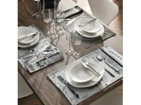 Placemat and napkin set