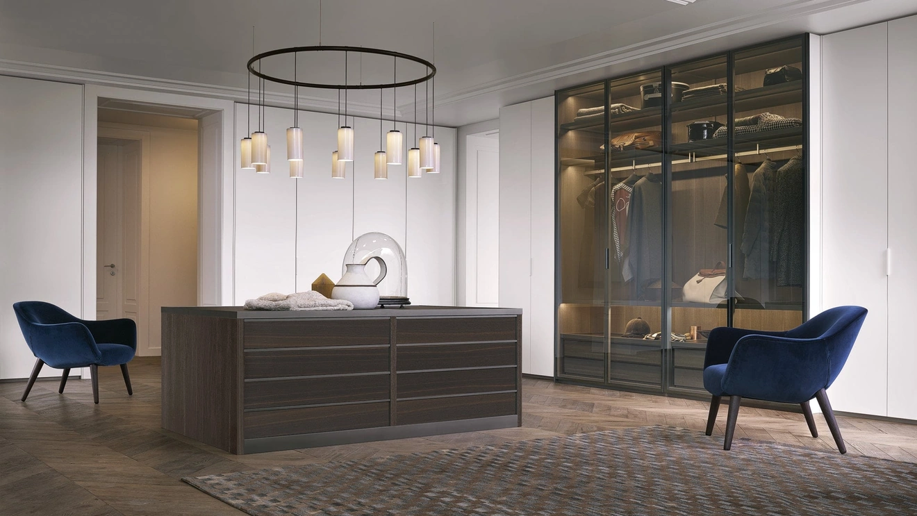 Poliform Endless Walk-in Closet