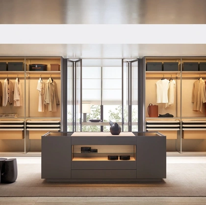 Poliform Endless Walk-in Closet