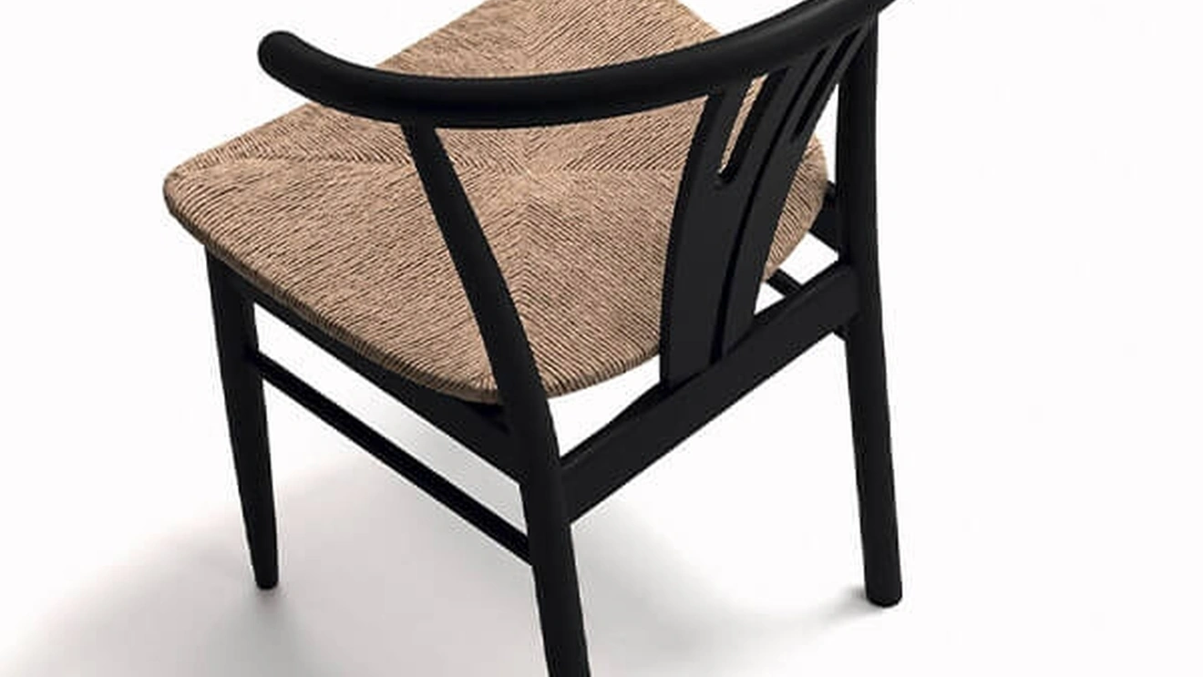 Queeny chair in black lacquered beech by Arrital