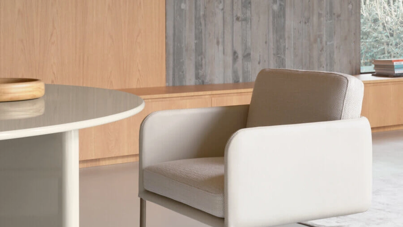 Viga Chair in leather and fabric by Ditre Italia