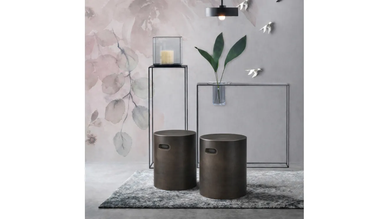 Pouf Nappe in porcelain stoneware by Adriani and Rossi.