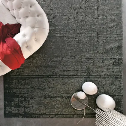 Doge carpet by Adriani and Rossi.