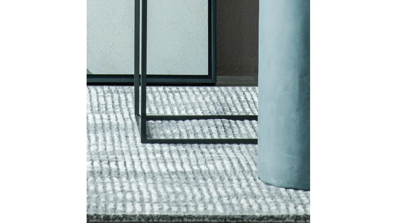 Line carpet by Adriani and Rossi