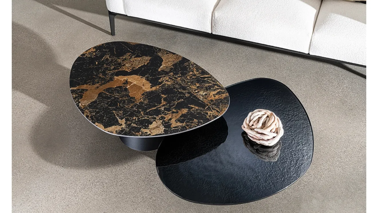 Totem Drop coffee table in glass or ceramic by Sovet.
