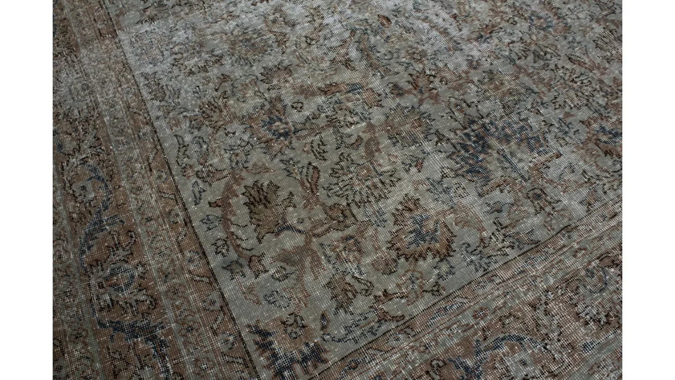 Original Vintage Wool and Cotton Carpet by Carpet Edition