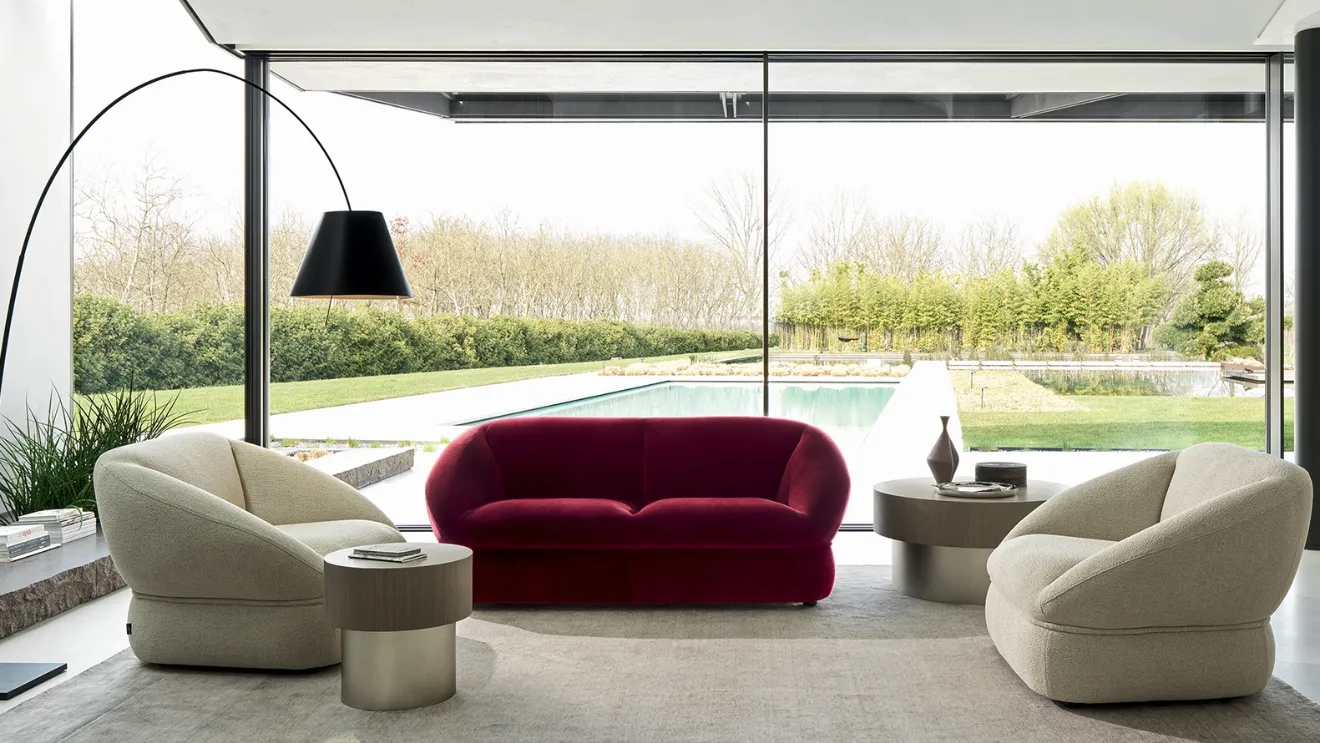 High armchair in upholstered fabric by Ditre Italia.