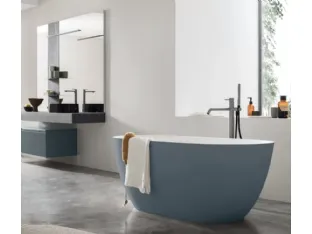 Freestanding Divina bathtub by Arcom