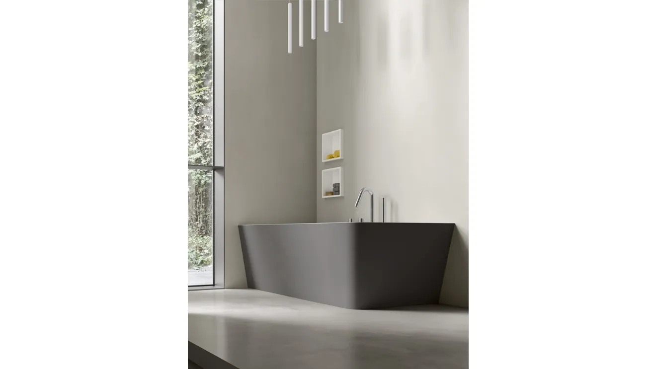 Eden corner bathtub by Arcom