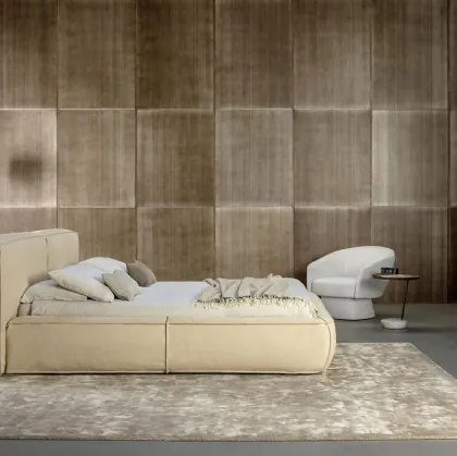 Bonaldo leather Fluff bed