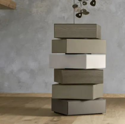 Domino Giro chest of drawers in lacquered wood by Sangiacomo
