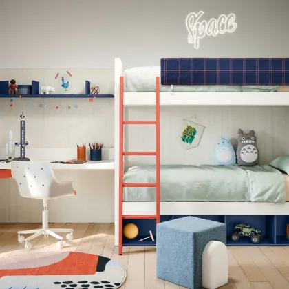 Bedroom with Camelot bunk beds by Nidi.