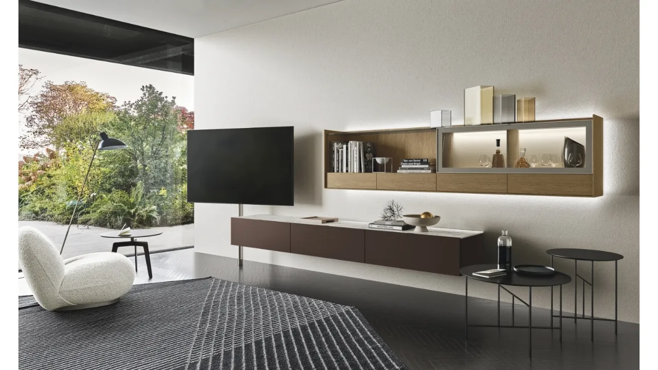 Cabaret Glass 01 equipped wall unit by Sangiacomo.