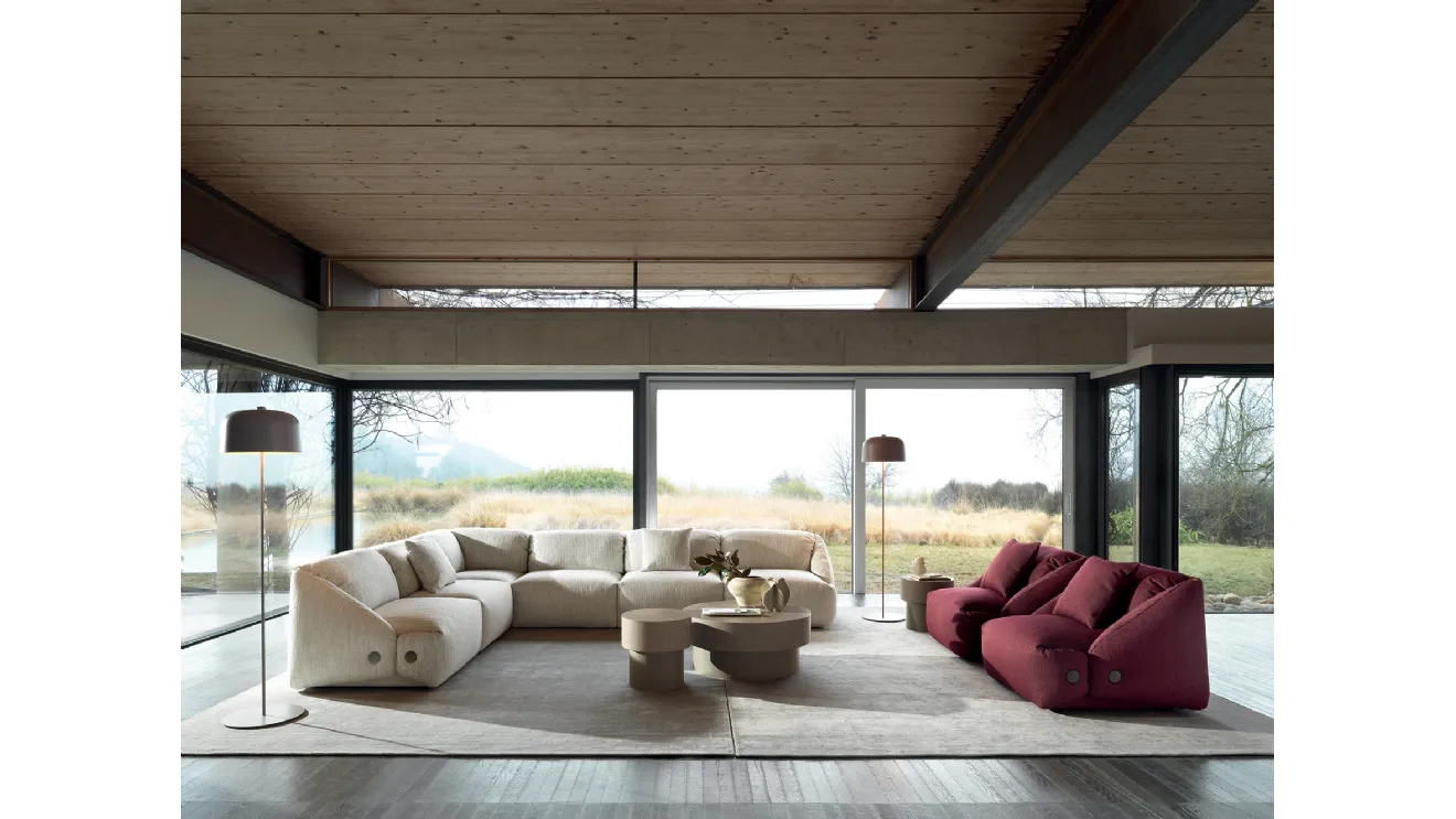 Corner sofa in Mellville fabric by Ditre Italia.