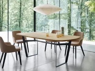 Eva chair in eco-leather with armrests by Sangiacomo.