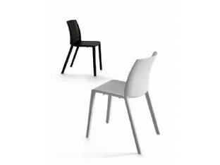 Stackable polypropylene chair by Arrital