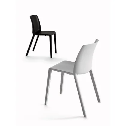 Stackable polypropylene chair by Arrital