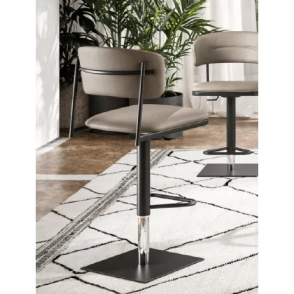 Logan stool by Ozzio