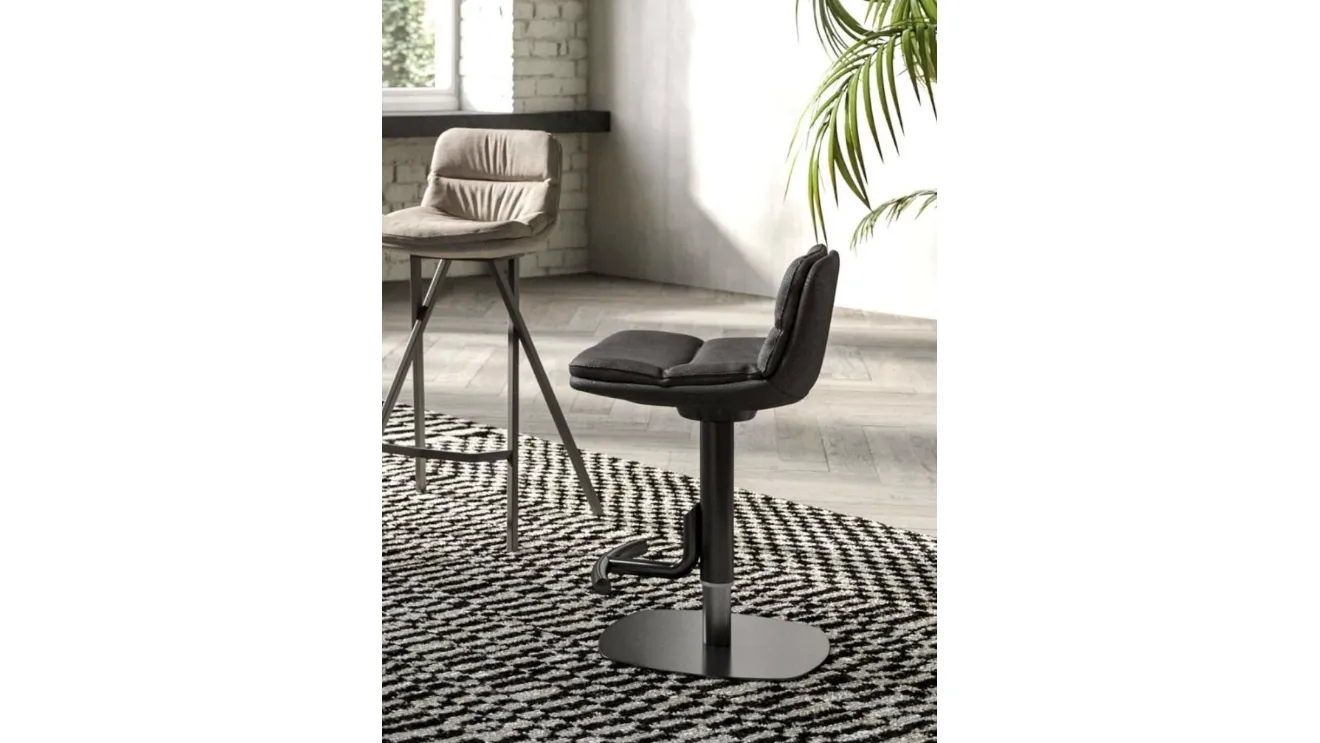 Morfeo stool by Ozzio