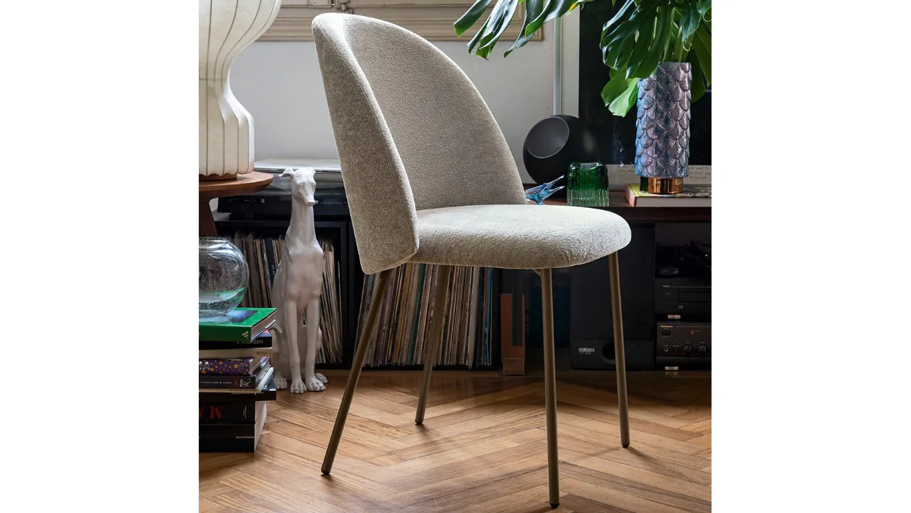 Tuka Mid upholstered chair by Connubia