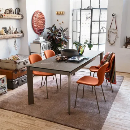 Baron extendable dining table by Connubia
