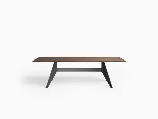Cast Table by Desalto
