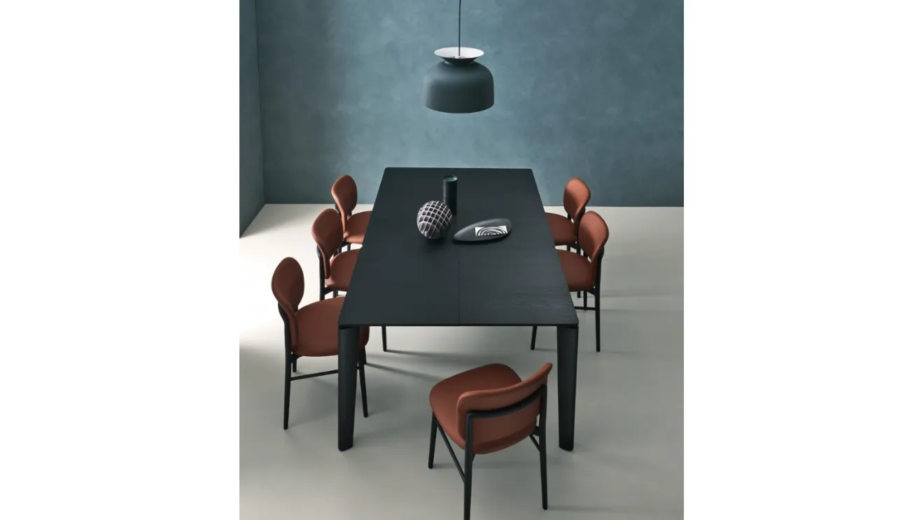 Extendable Desco table in Charcoal Oak by Sangiacomo