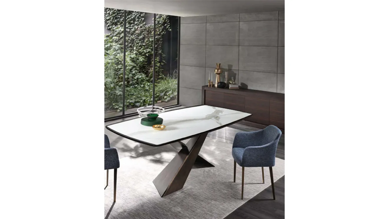 Living table in wood and ceramic by Riflessi.