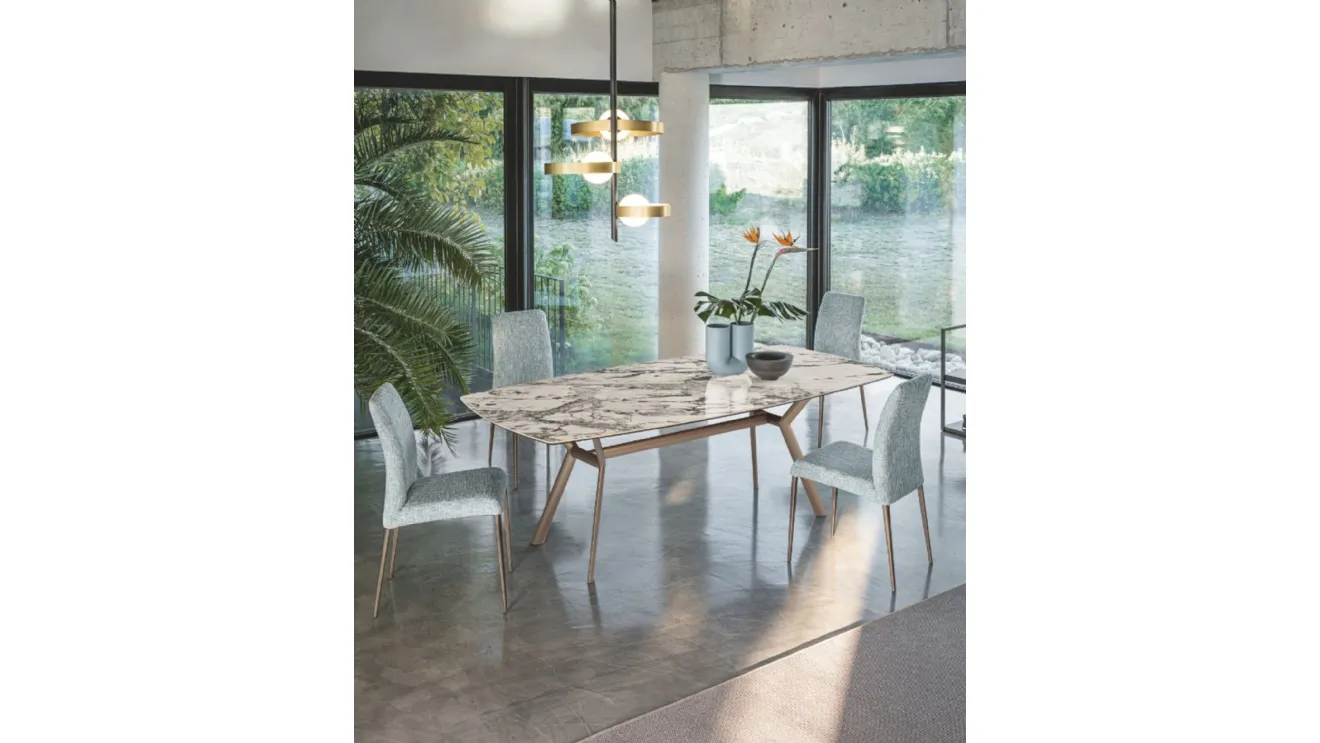 Paradise ceramic table by Riflessi.
