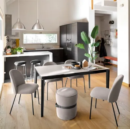 Pentagon Fast extendable dining table by Connubia