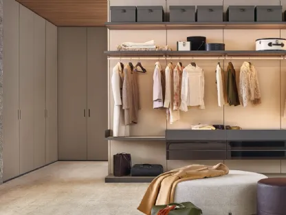 Ubik Ash Oak Poliform walk-in closet.