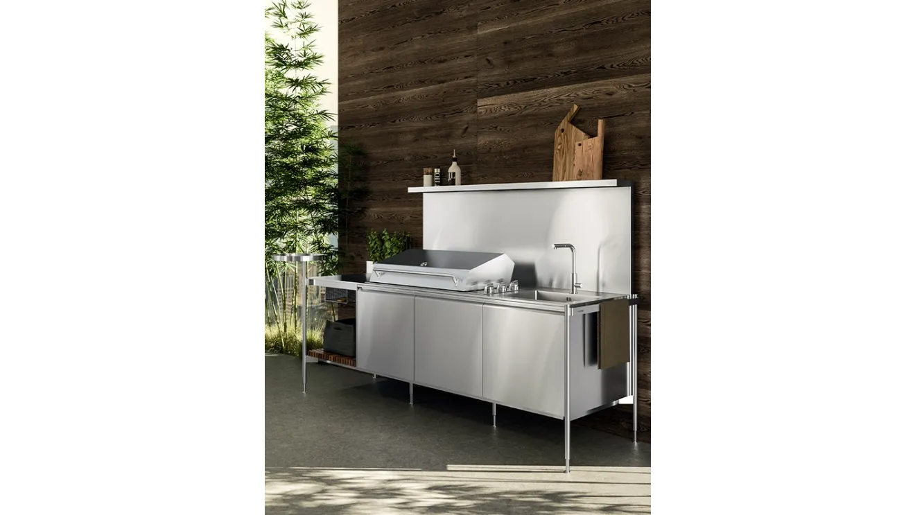 Outdoor Solaria Linear Monobloc Kitchen Design by Arrital.