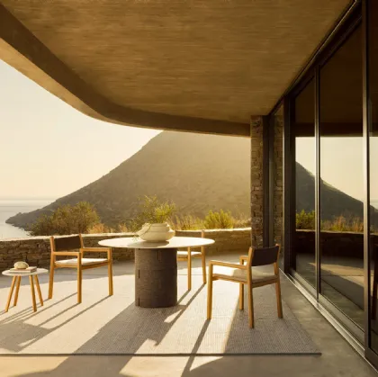 Chair Gianna Armchair in fabric and Varaschin wood.