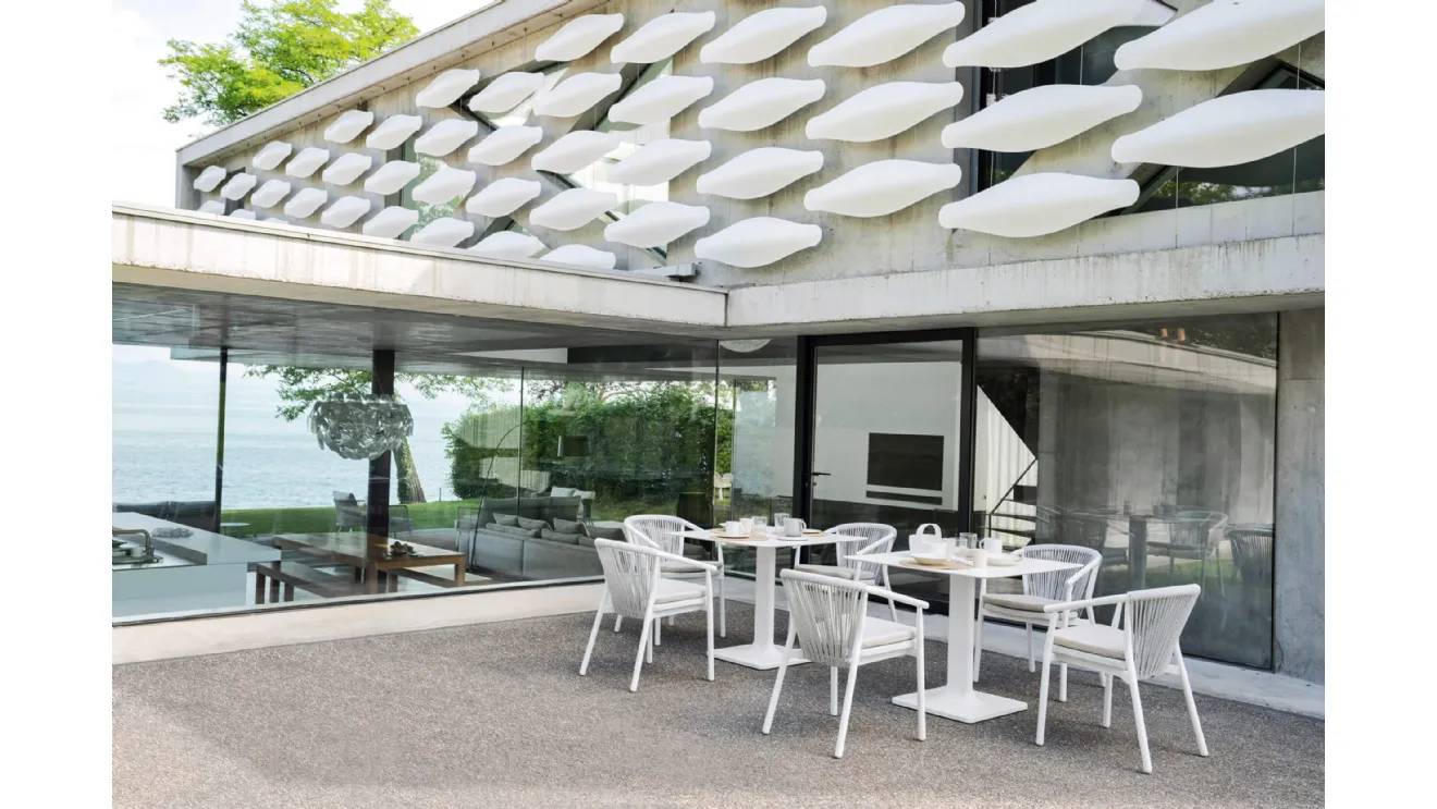 Smart Chair Armchair by Varaschin