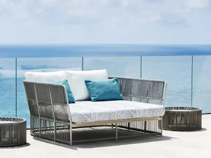 Tibidabo Daybed sofa in synthetic fiber and aluminum by Varaschin